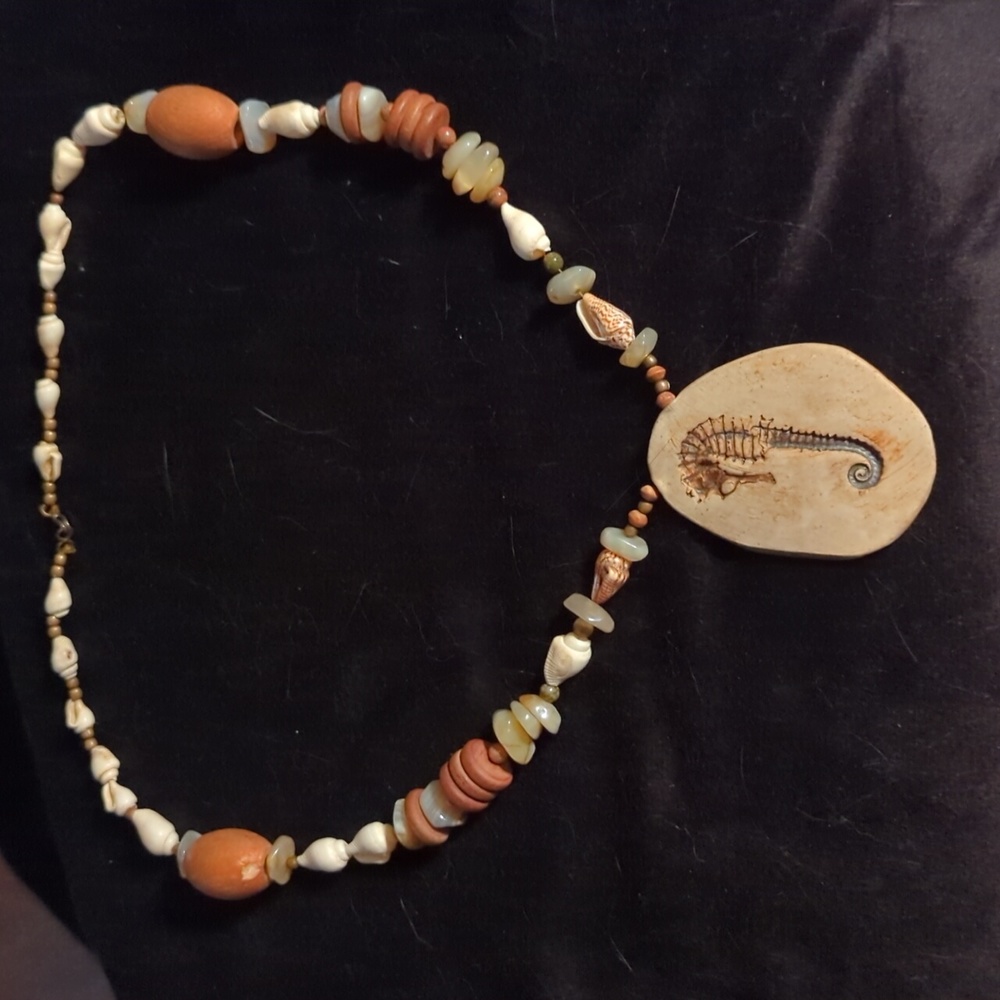 Vntg Seahorse Necklace - ceramic and clay